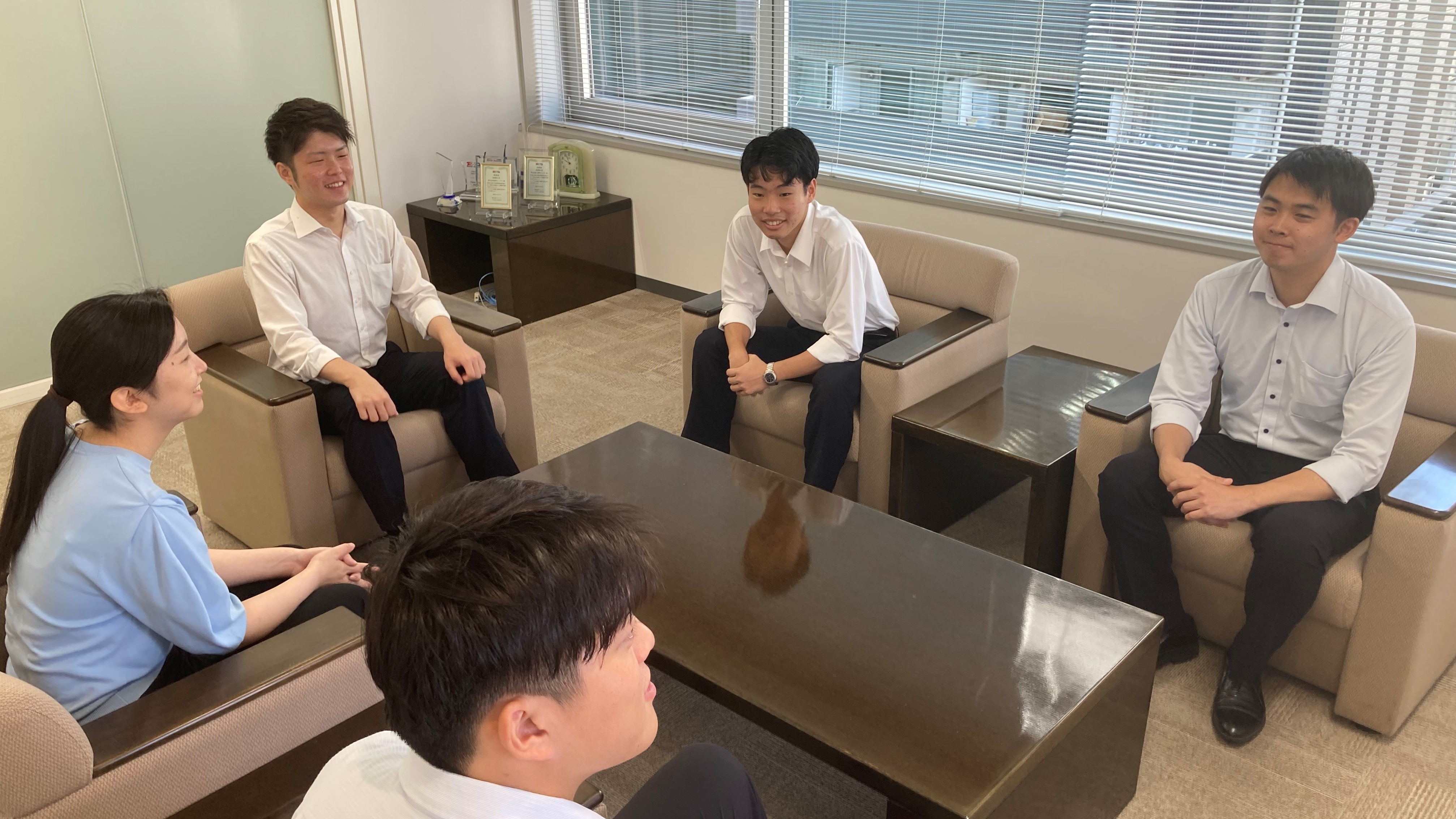 若手社員座談会４